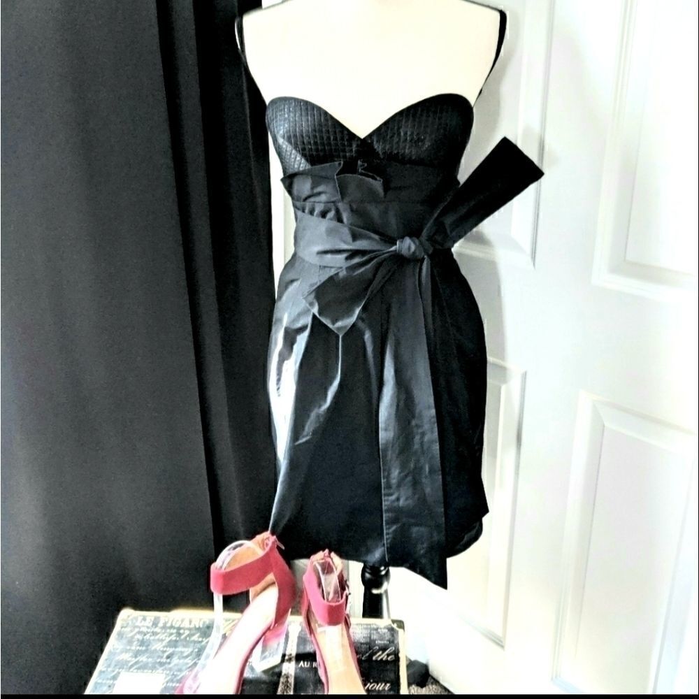 BCBGMaxAzria Jacquard Strapless Cocktail Dress